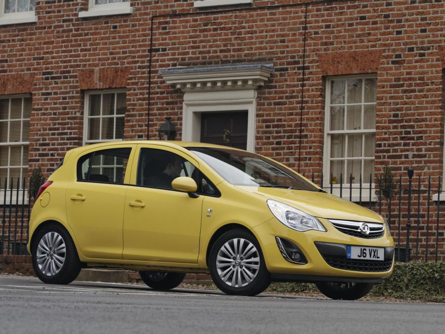  Vauxhall Corsa 5-Door 2010 года  (фото 13 из 19)